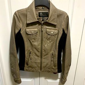 Signature Studio Jacket